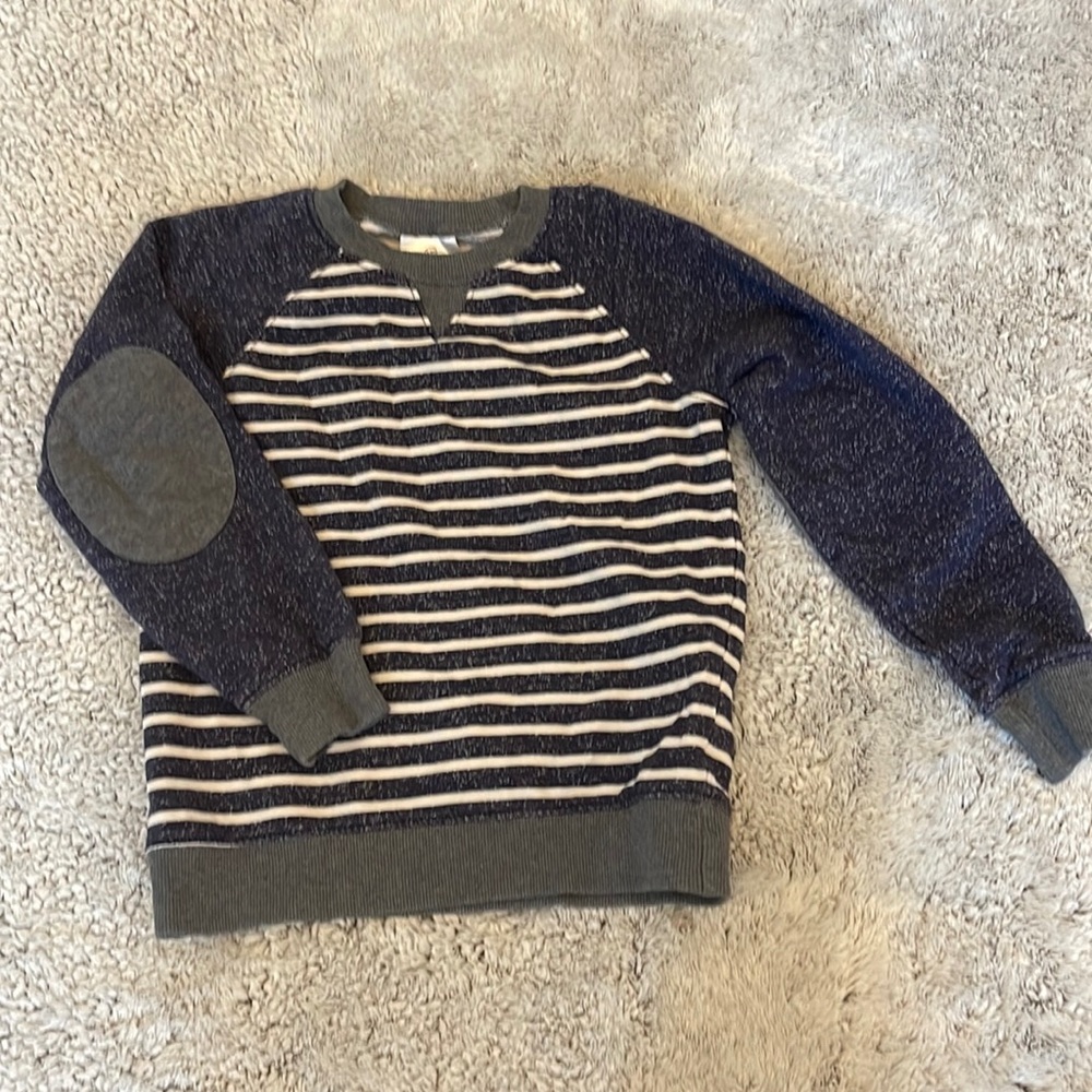 Hanna Anderson crew neck patch sweater size 6-7